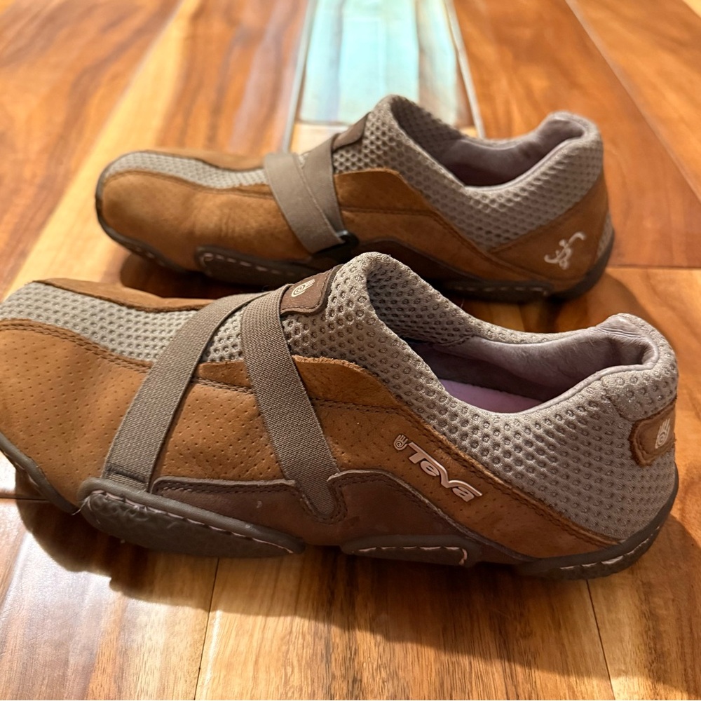 Teva Brown and Gray Men's Sneakers